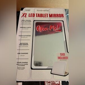 XL LED TABLET MIRROR- Travel mirror brand new